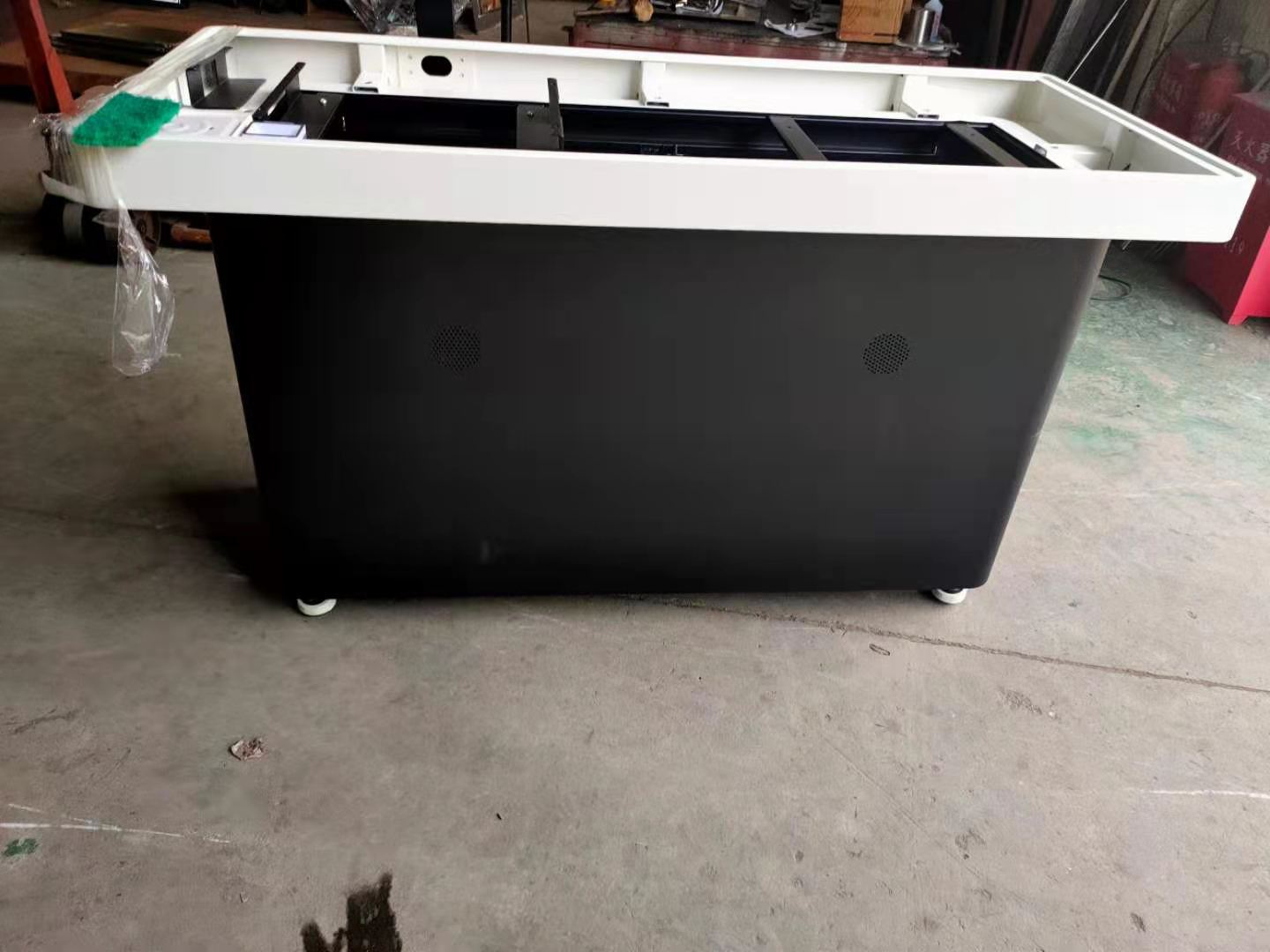 机箱